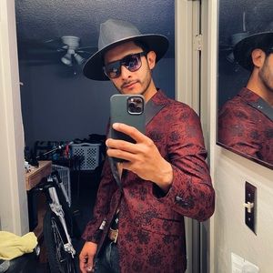 Meet your Posher, Sergio